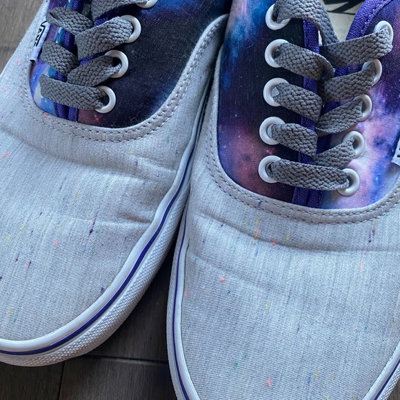 RARE CUSTOM Galaxy Vans - Picture 2 of 9
